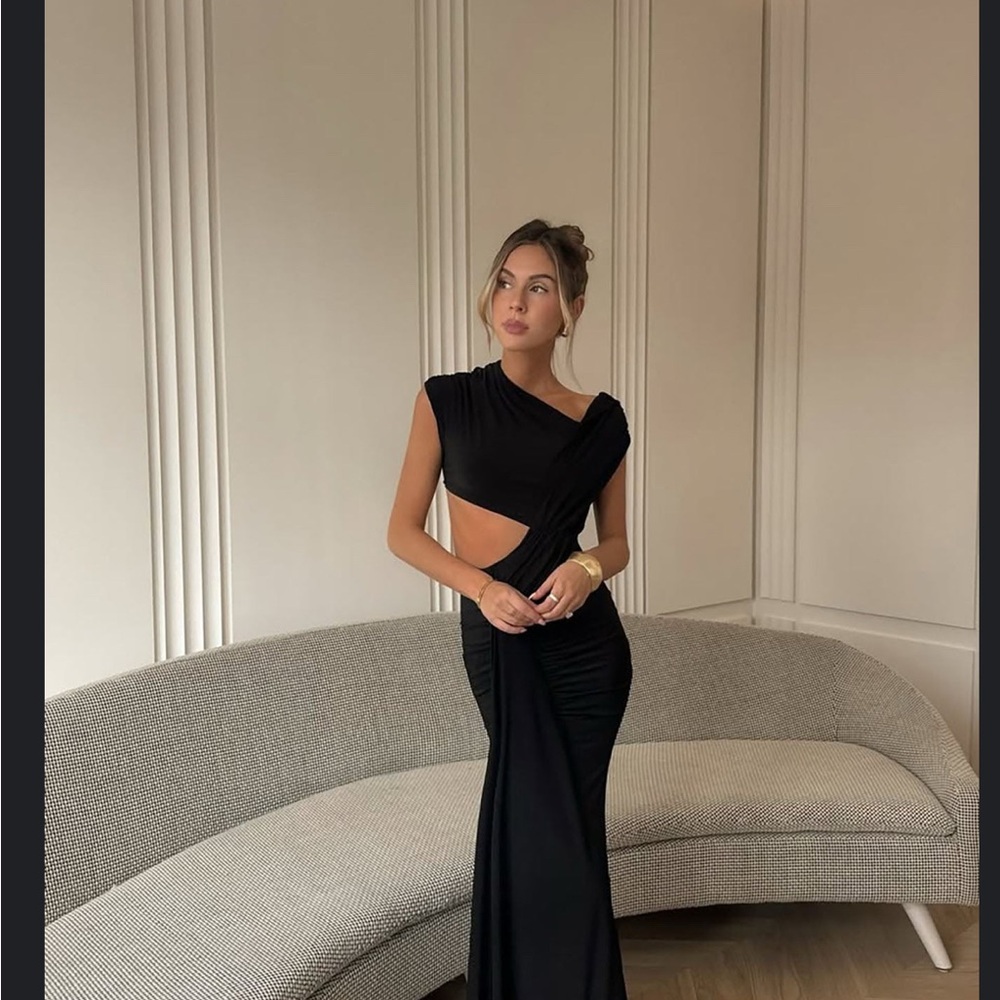 Fashion Nova Elegant Black Maxi Dress